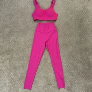 NWOT Victoria Secret workout set